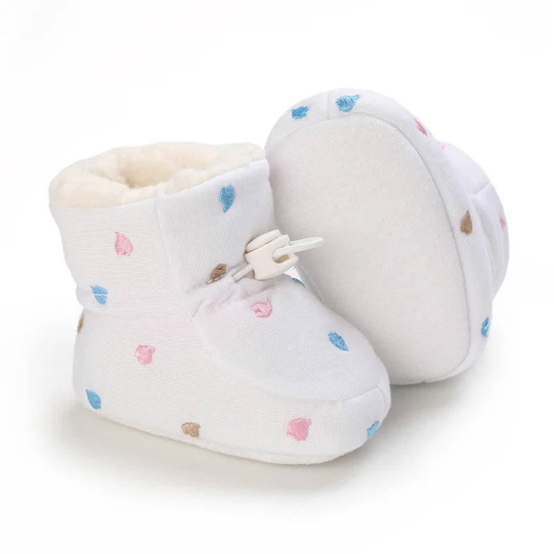 Chaussons Douillets Coeur Couleur Blancs pour Bébé - MiniMoo™